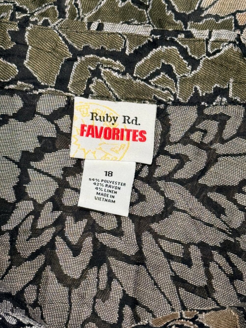 Ruby Rd. Favorites Textured Leaf Print Button-Front Blouse - Picture 4 of 4